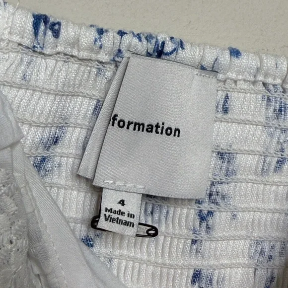 Reformation Alice Puff Sleeve Linen Top in Orlaya - Picture 5 of 6